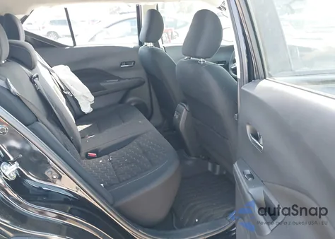 2021 Nissan Kicks Sv Xtronic Cvt z USA, uszkodzony, nr VIN 3N1CP5CV3ML513090